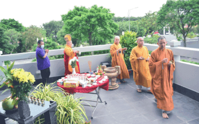 Có nên cầu siêu cho người mất lâu năm?