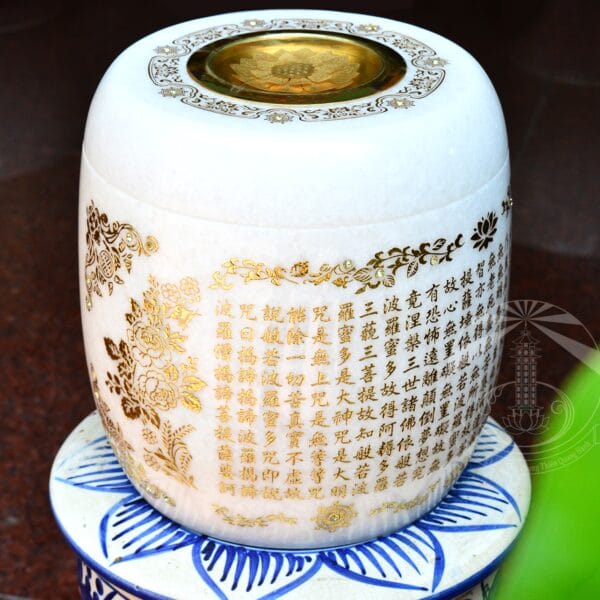 Hũ Hán Ngọc 3D Kiểu Bí Đao NN024