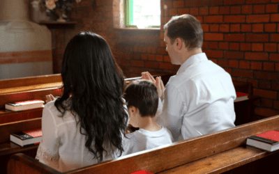 Giải đáp tâm linh: Có nên thay hũ đựng tro cốt cho người thân hay không?