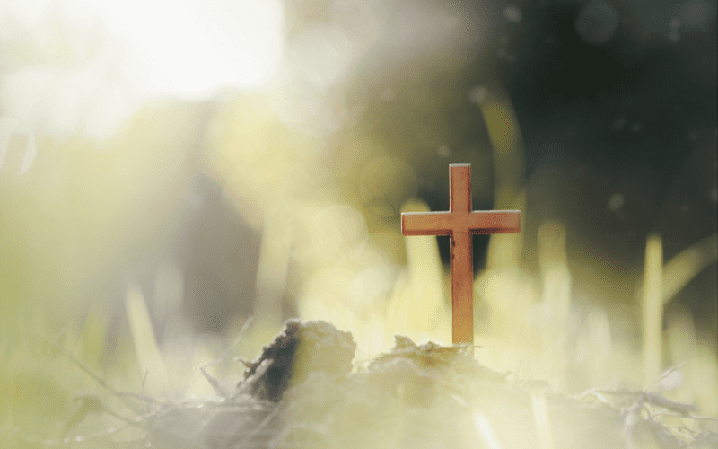 Tìm hiểu về hỏa táng Công giáo – Có khác biệt gì so với Phật giáo?
