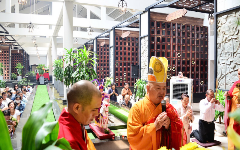 Thực hiện hỏa táng đúng nghi lễ: Gia đình cần chuẩn bị gì để mọi việc diễn ra trọn vẹn